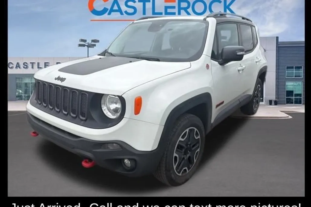 2015 Jeep Renegade Trailhawk photo 1