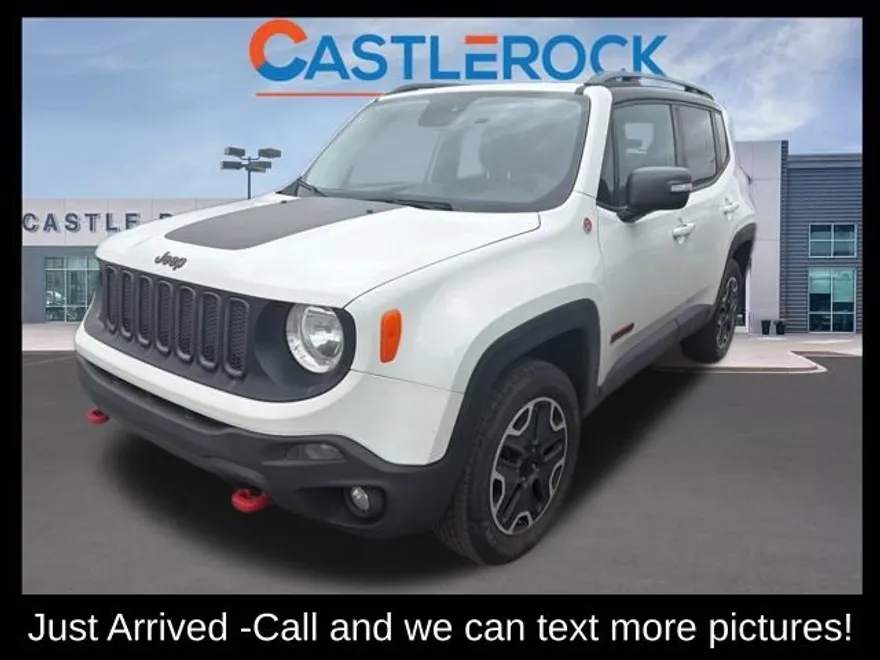 2015 Jeep Renegade Trailhawk photo 1