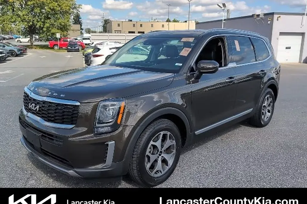 2022 Kia Telluride EX photo 1
