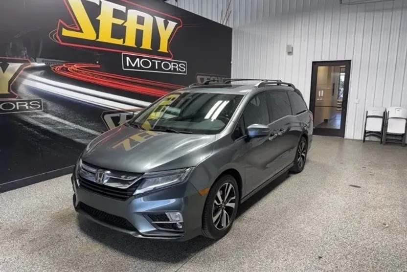 2018 Honda Odyssey Elite photo 1