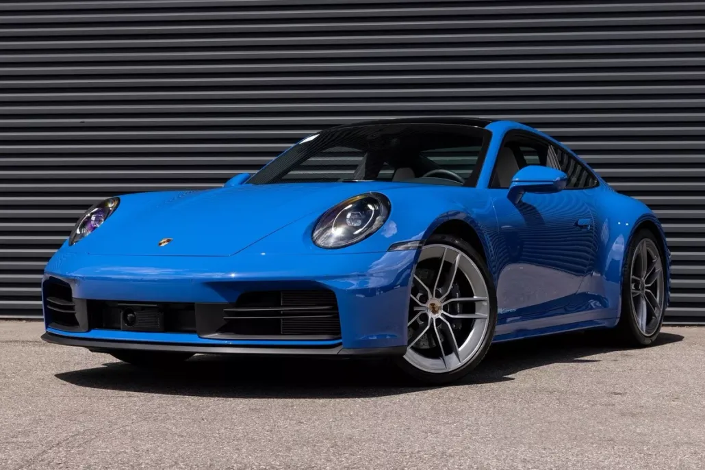 2025 Porsche 911 photo 1