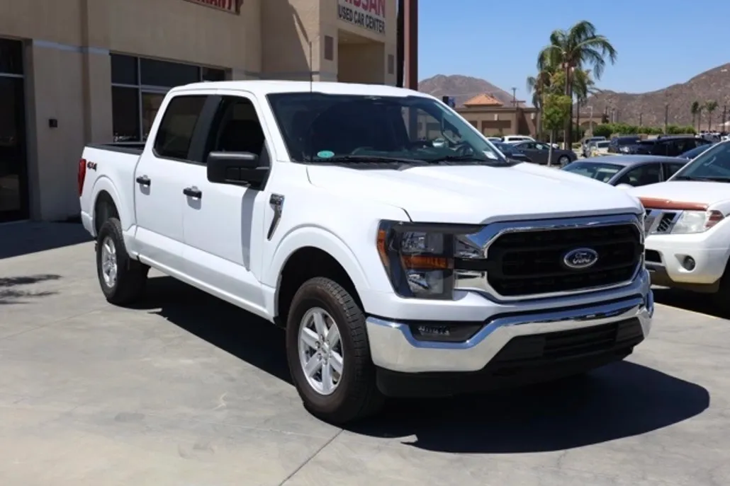 2023 Ford F-150 XLT photo 1