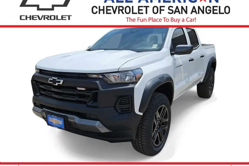 2025 Chevrolet Colorado Trail Boss photo 1