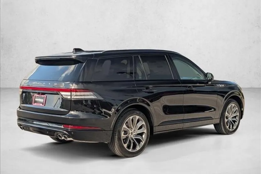2025 Lincoln Aviator Premiere photo 1