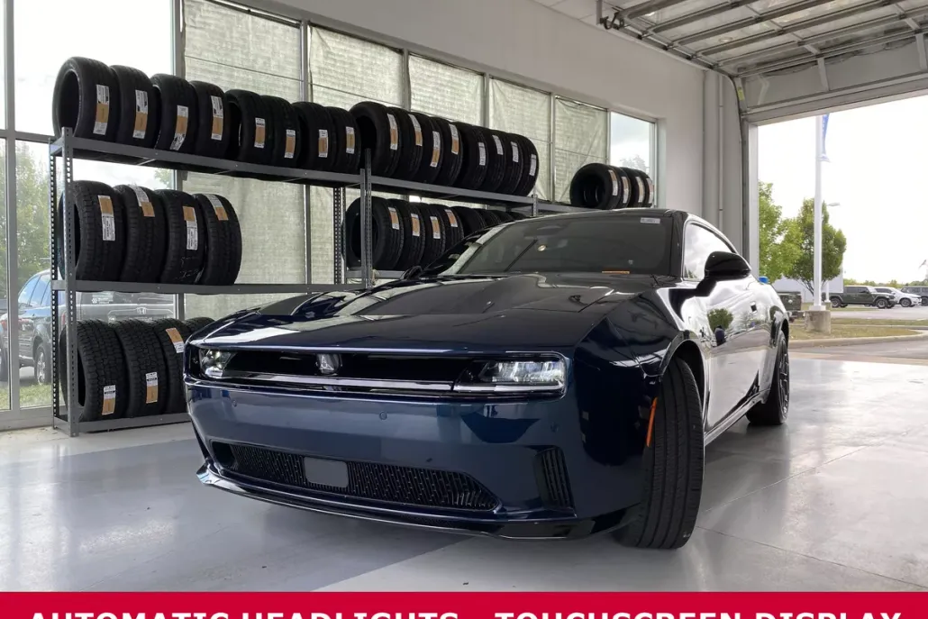 2025 Dodge Charger Daytona R/T AWD photo 1