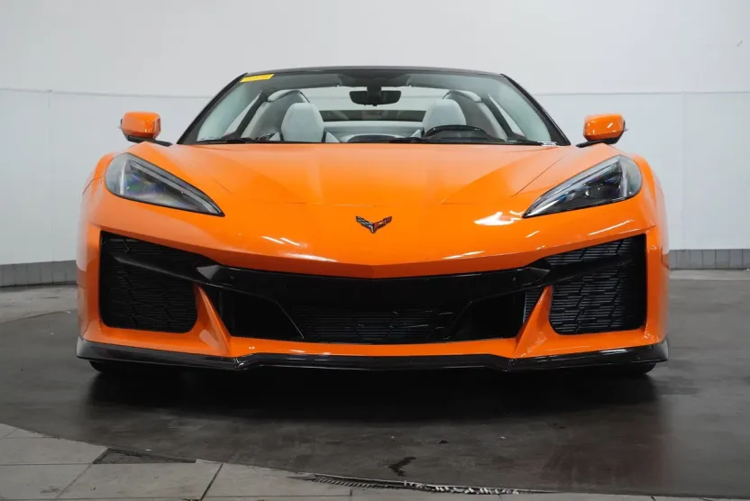 2023 Chevrolet Corvette Z06 3LZ Convertible photo 1