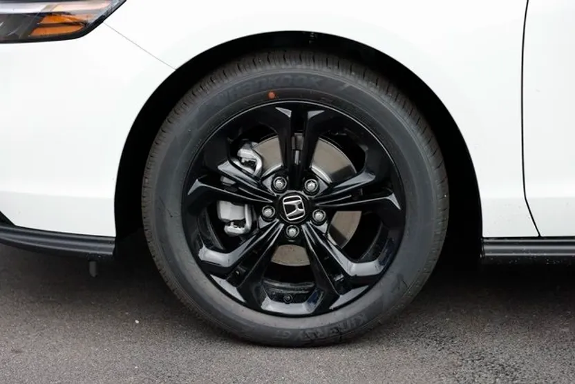 2025 Honda Accord SE photo 1