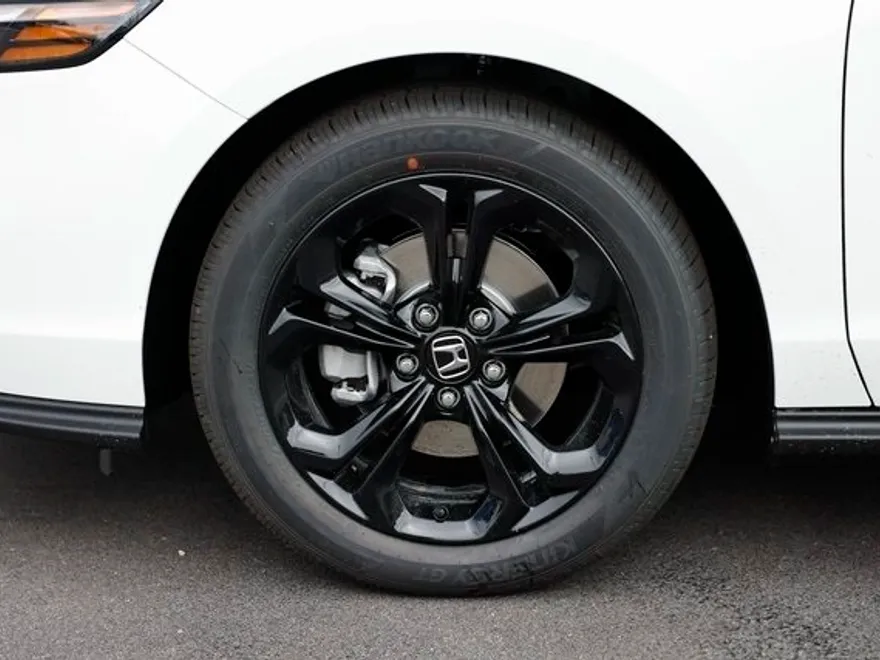 2025 Honda Accord SE photo 1