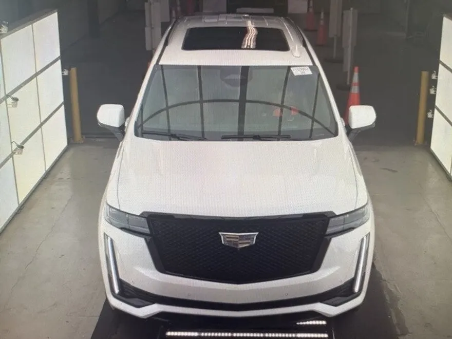 2022 Cadillac Escalade Sport photo 1