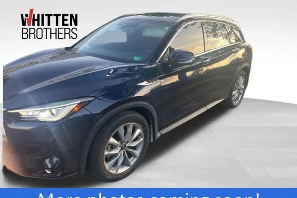2022 Infiniti QX50 Luxe photo 1