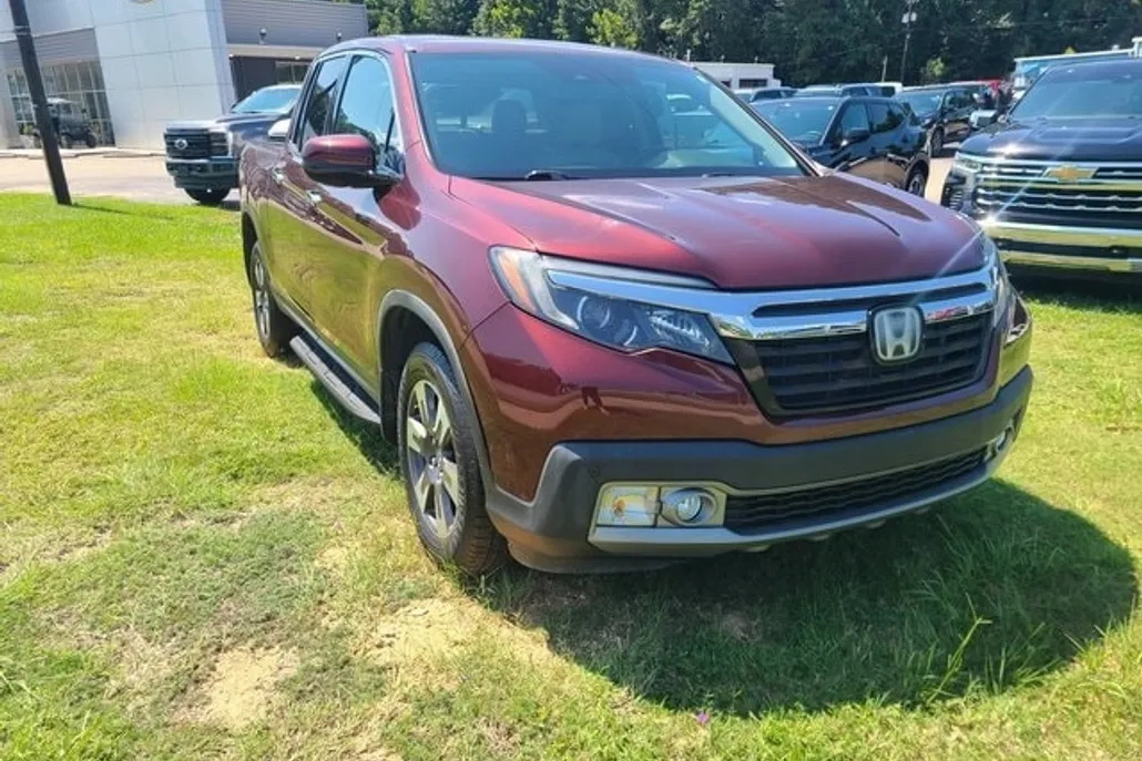 2019 Honda Ridgeline RTL-E photo 1