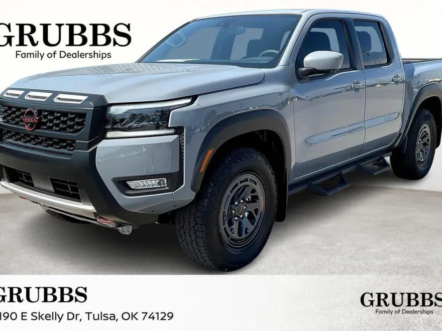 2026 Nissan Frontier Crew Cab PRO-4X photo 1