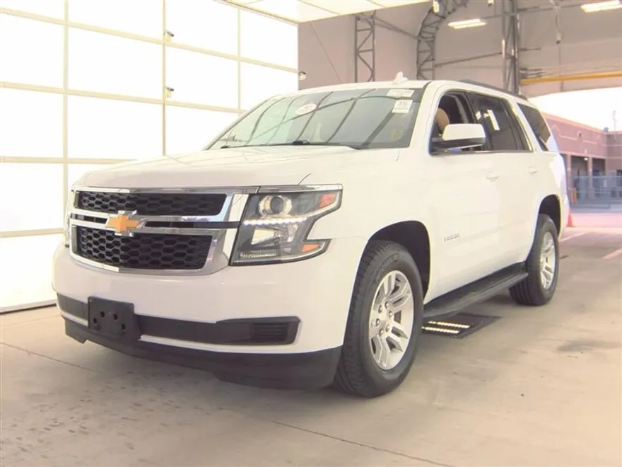 2019 Chevrolet Tahoe LT photo 1