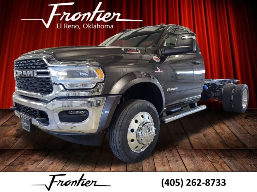2024 Ram 5500 SLT photo 1