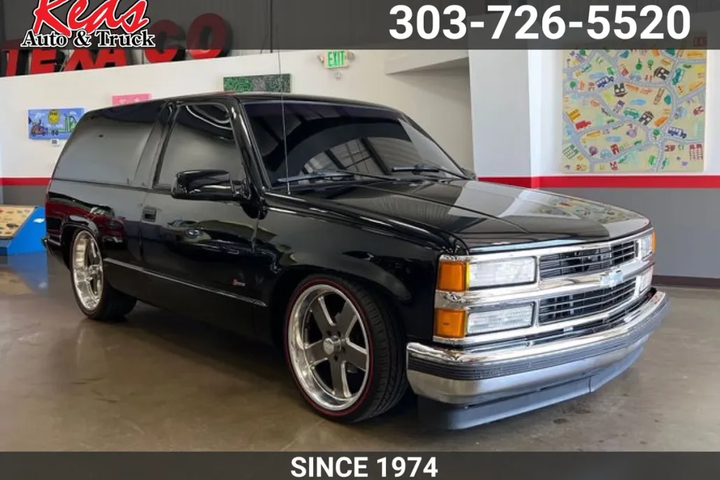 1997 Chevrolet Tahoe LS photo 1