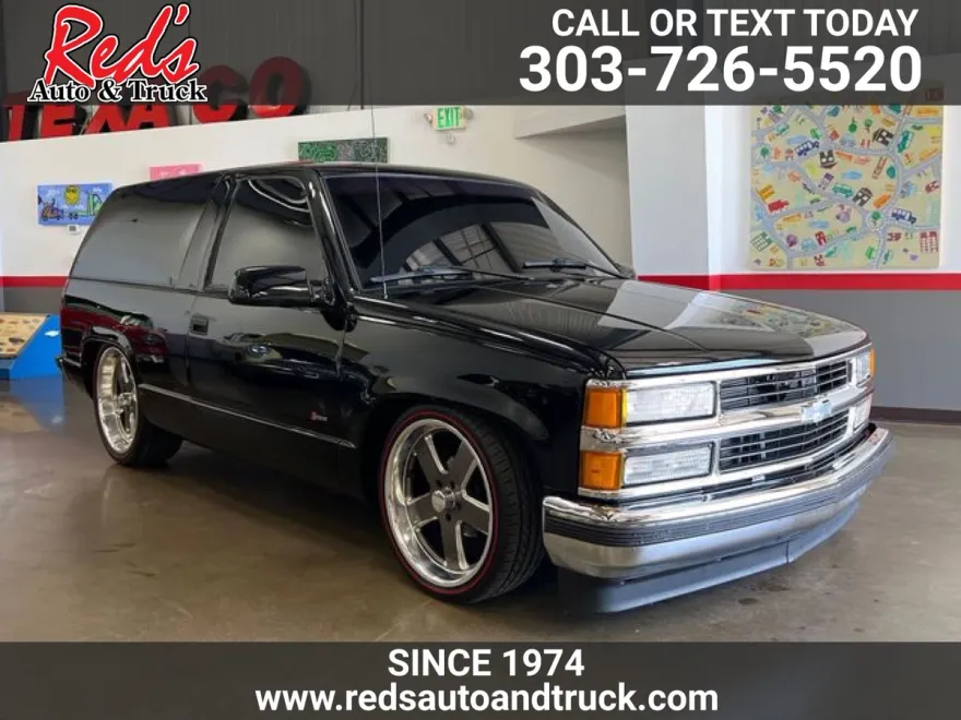 1997 Chevrolet Tahoe LS photo 1
