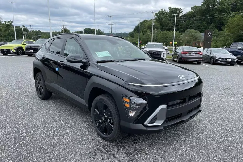 2026 Hyundai Kona SEL photo 1