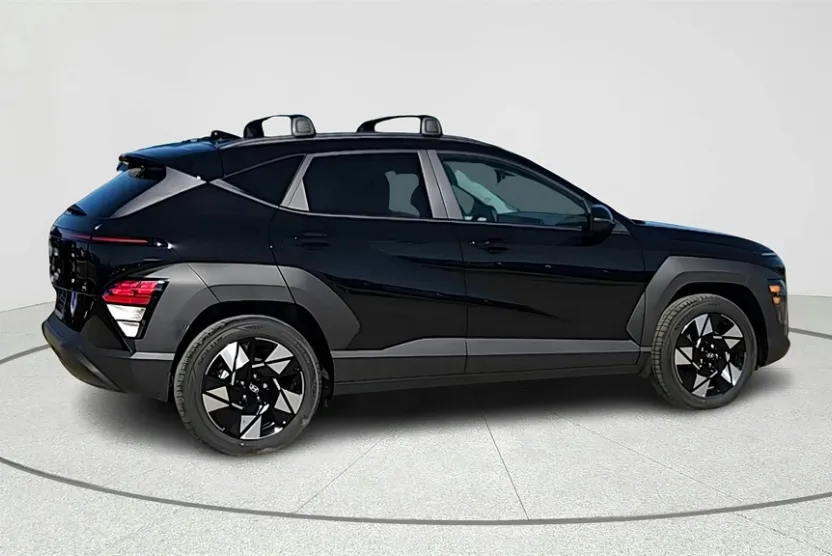 2026 Hyundai Kona SEL photo 1