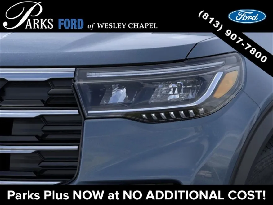 2025 Ford Explorer photo 1