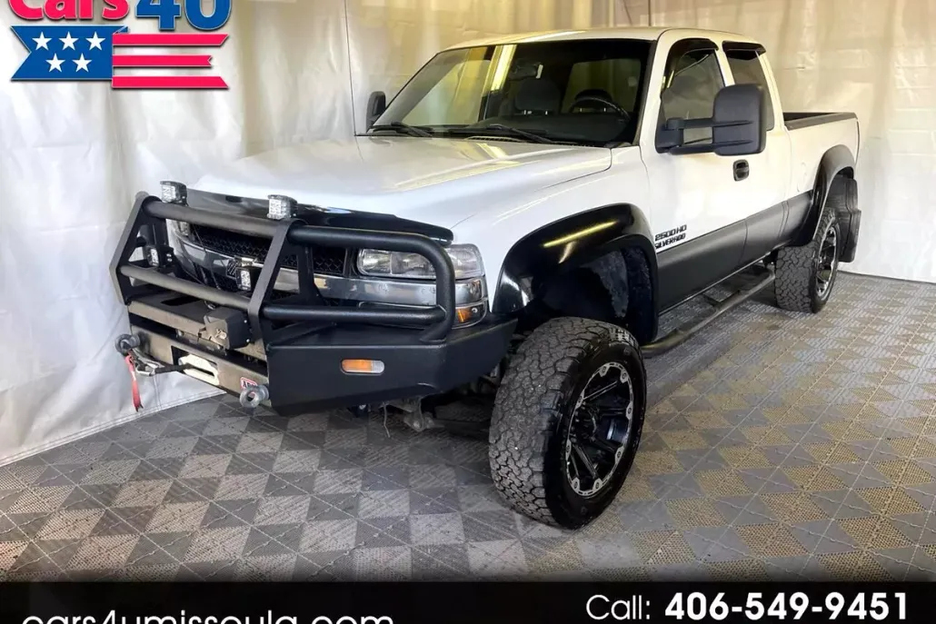 2002 Chevrolet Silverado 2500HD LS photo 1