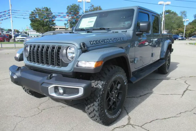 2025 Jeep Gladiator Sport photo 1