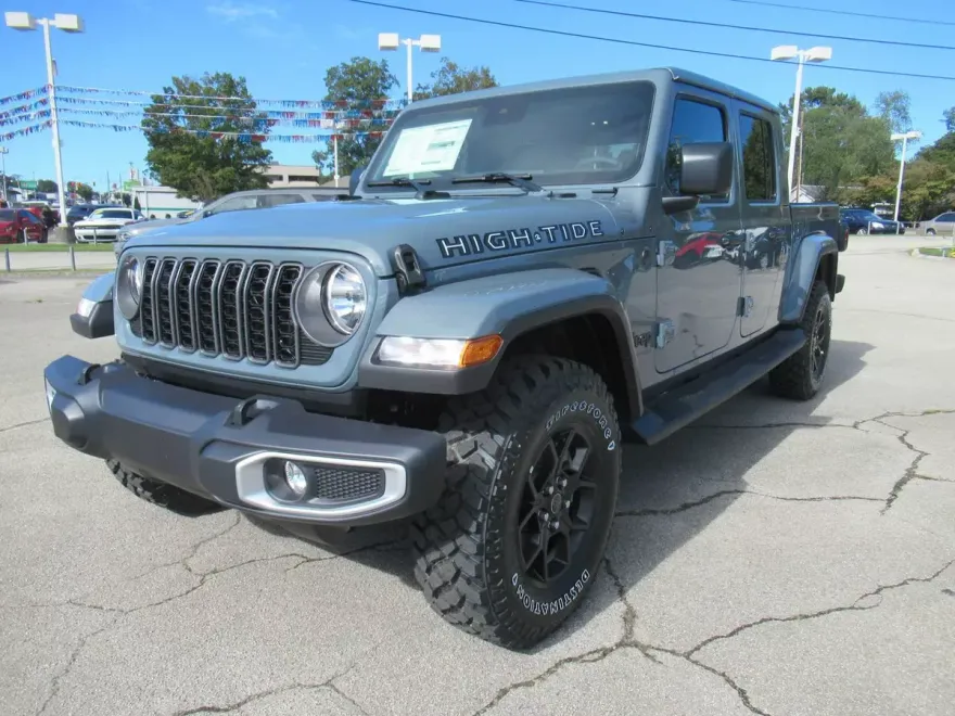 2025 Jeep Gladiator Sport photo 1