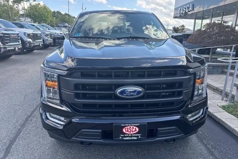 2022 Ford F-150 Lariat photo 1