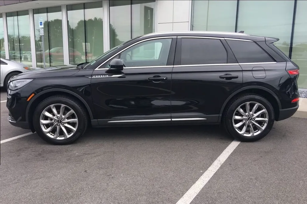 2020 Lincoln Corsair Standard photo 1