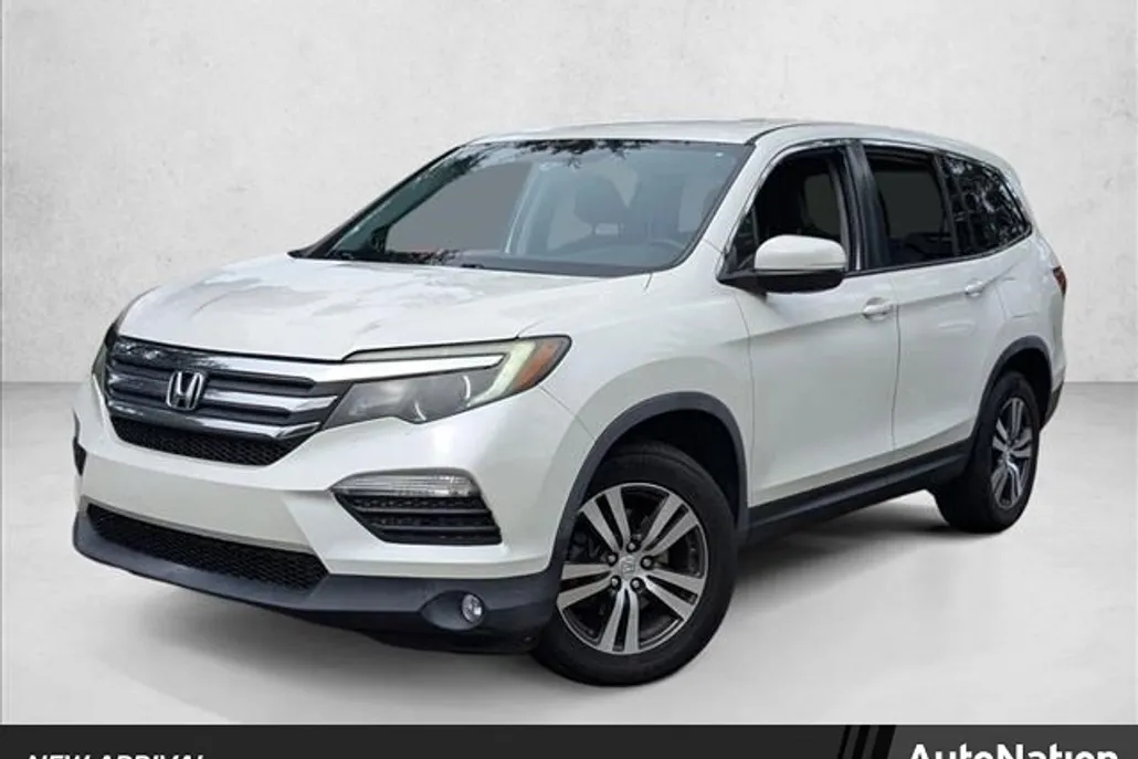 2018 Honda Pilot EX photo 1