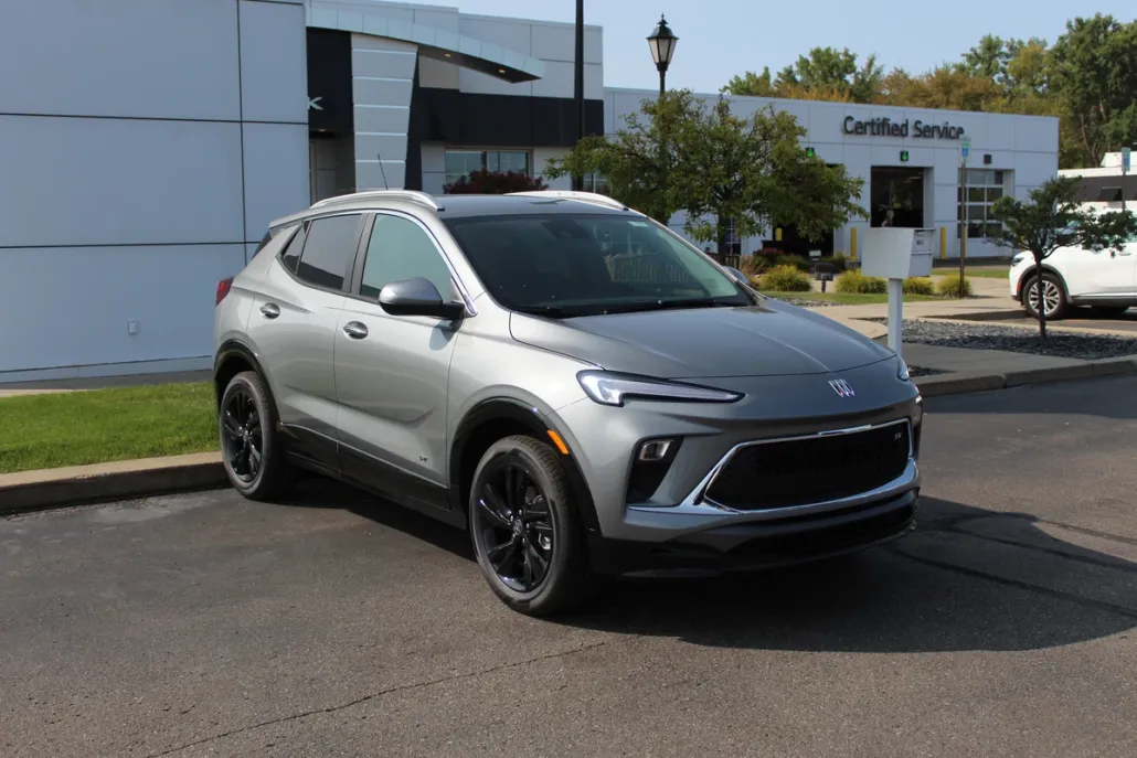 2026 Buick Encore GX Sport Touring photo 1
