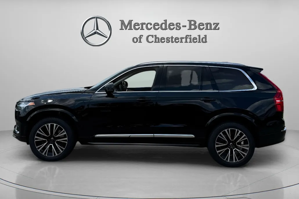 2025 Volvo XC90 T8 Plus photo 1