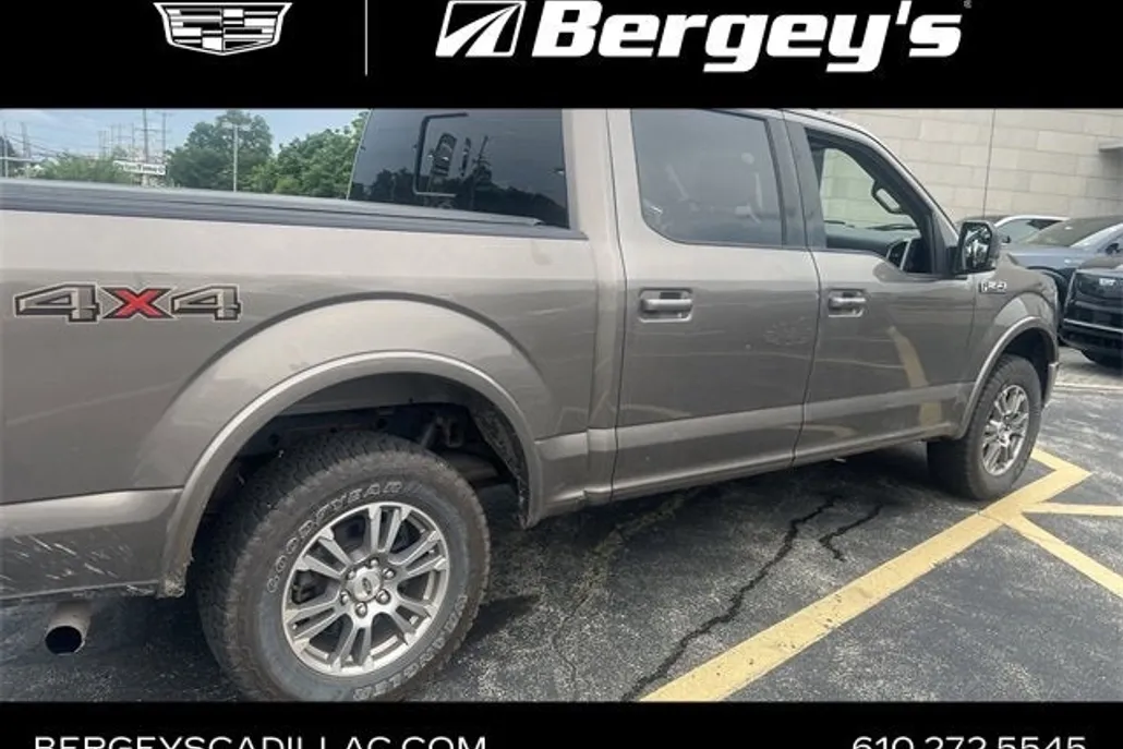 2019 Ford F-150 Lariat photo 1