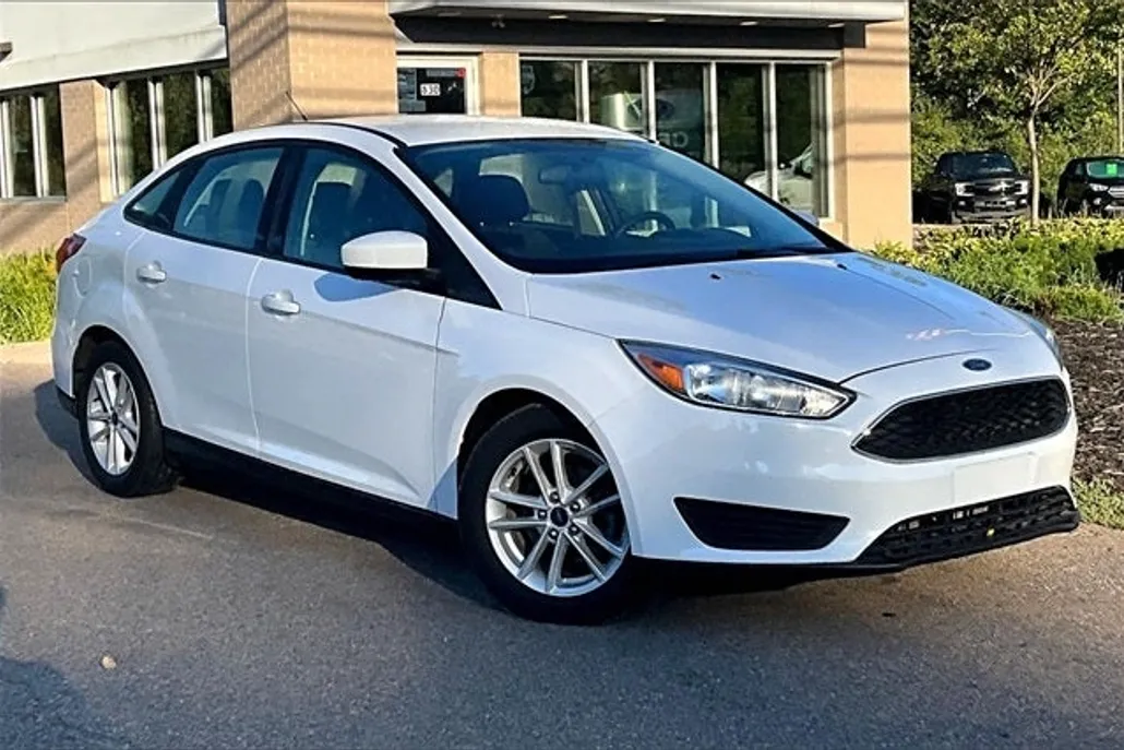 2018 Ford Focus SE photo 1
