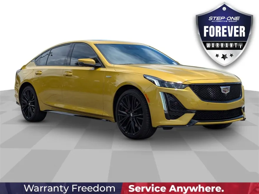 2024 Cadillac CT5 V photo 1