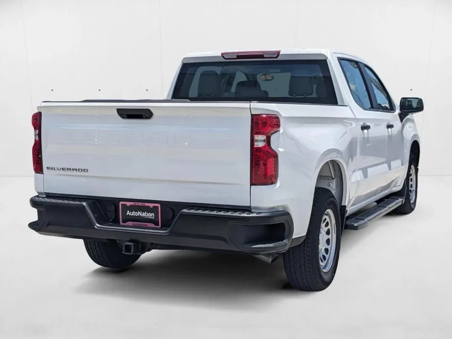 2025 Chevrolet Silverado 1500 photo 1
