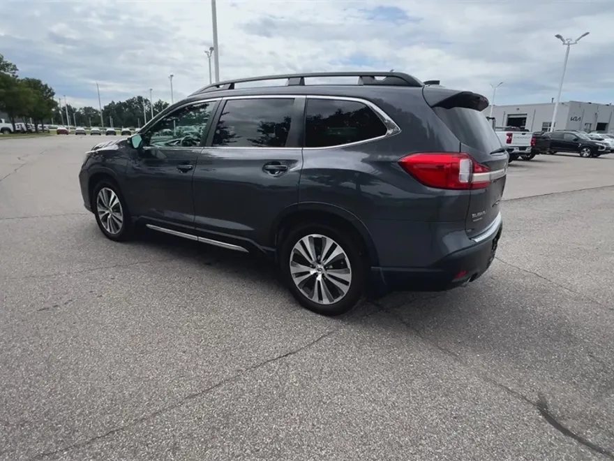 2021 Subaru Ascent Limited photo 1
