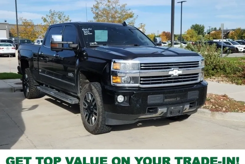 2015 Chevrolet Silverado 2500HD High Country photo 1