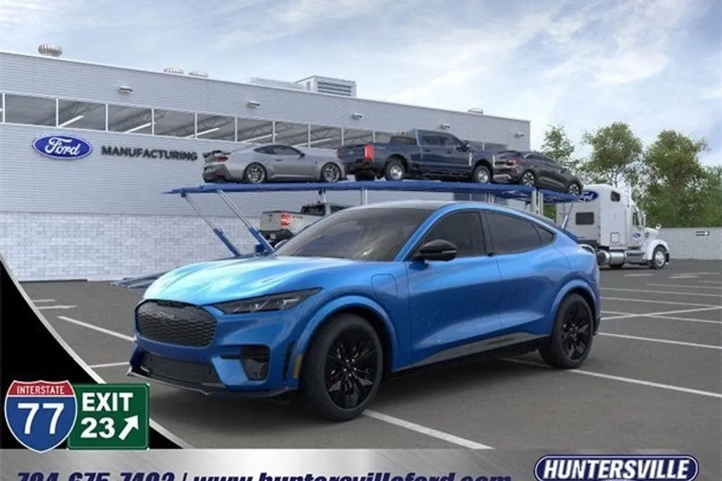 2025 Ford Mustang Mach-E GT photo 1