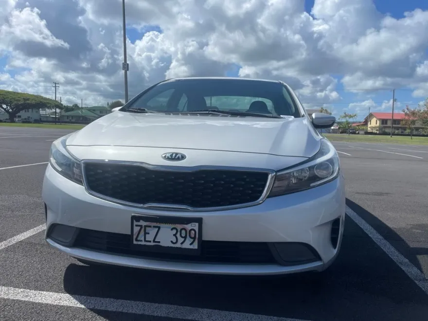 2017 Kia Forte LX Base photo 1