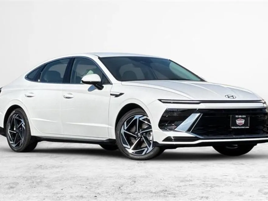 2026 Hyundai Sonata SEL Sport photo 1