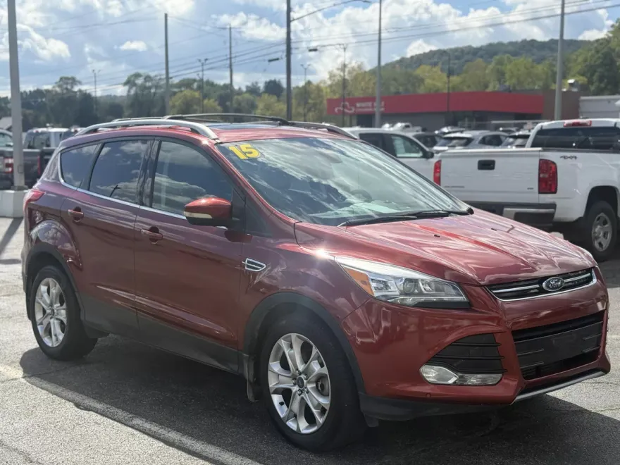 2015 Ford Escape Titanium photo 1