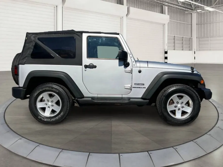 2012 Jeep Wrangler Sport photo 1
