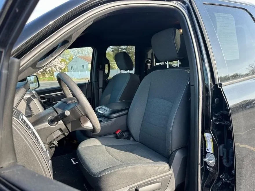 2022 Ram 1500 Classic Warlock photo 14