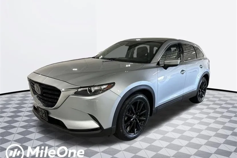 2023 Mazda CX-9 Touring photo 1
