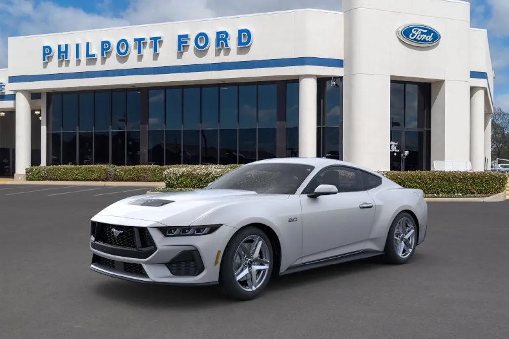 2025 Ford Mustang GT photo 1