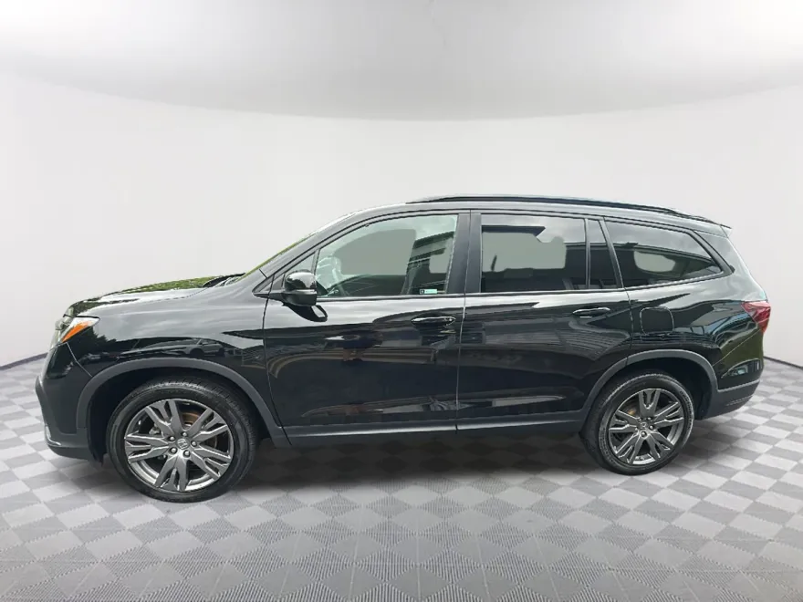 2022 Honda Pilot Sport photo 1
