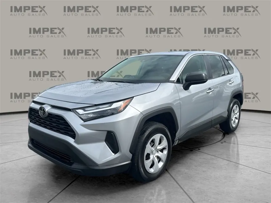 2025 Toyota RAV4 LE photo 1