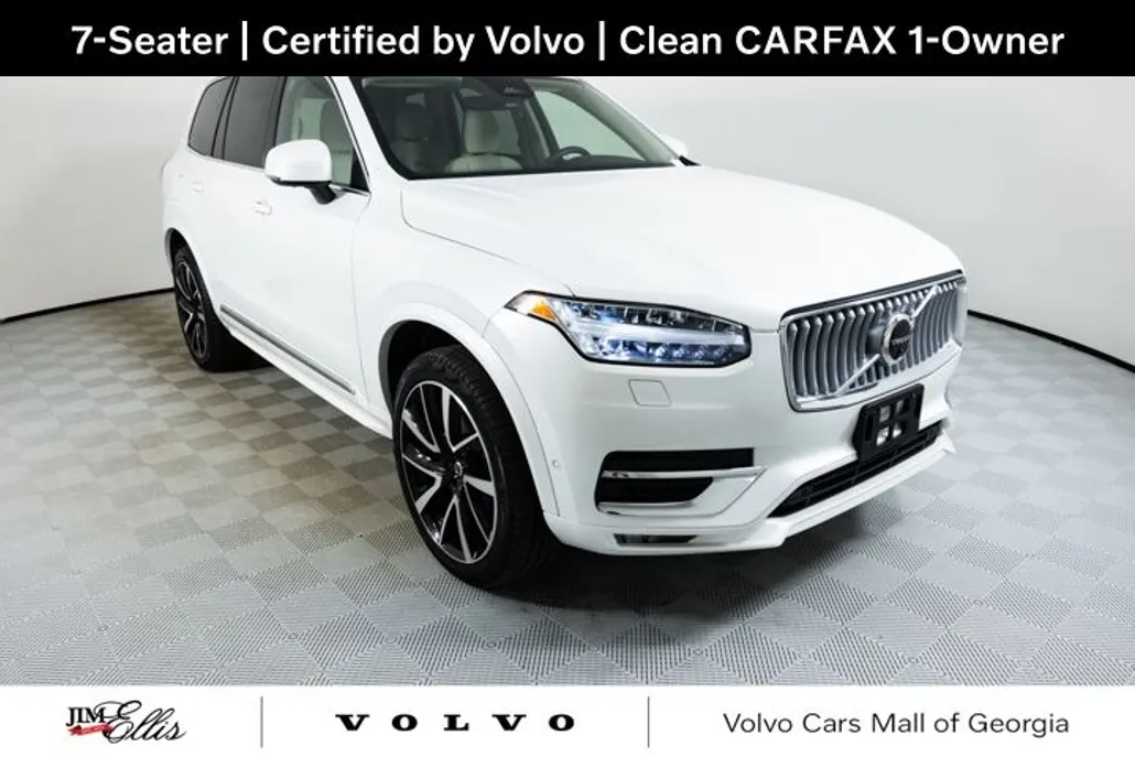 2024 Volvo XC90 Plus photo 1