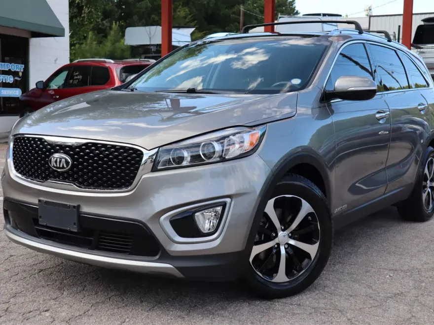 2018 Kia Sorento EX V6 photo 1