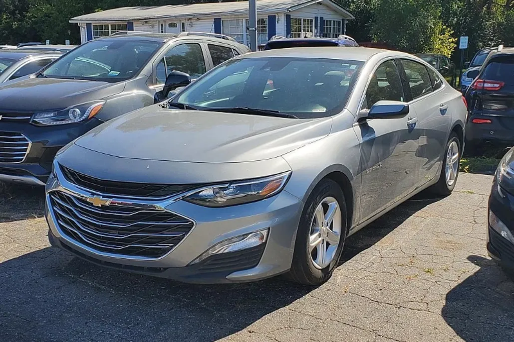 2023 Chevrolet Malibu 1LT photo 1